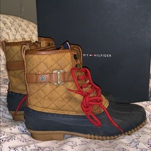 Tommy Hilfiger duck boots